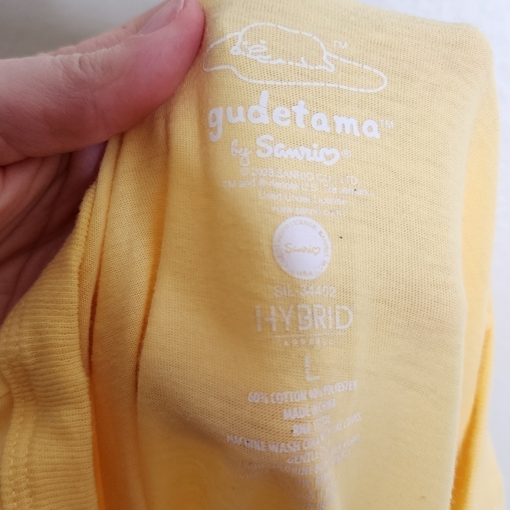Sanrio Gudetama Yellow Tee L - Picture 3 of 4